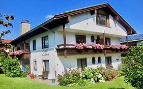 Ferienwohnung Gästehaus Am Buchenbichl